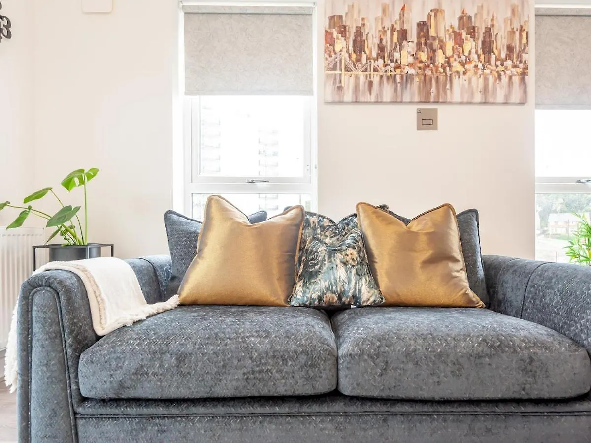 Pass The Keys Horsforth Haven - Brand New Townhouse With Balcony Leeds  0*, Leeds (West Yorkshire) United Kingdom