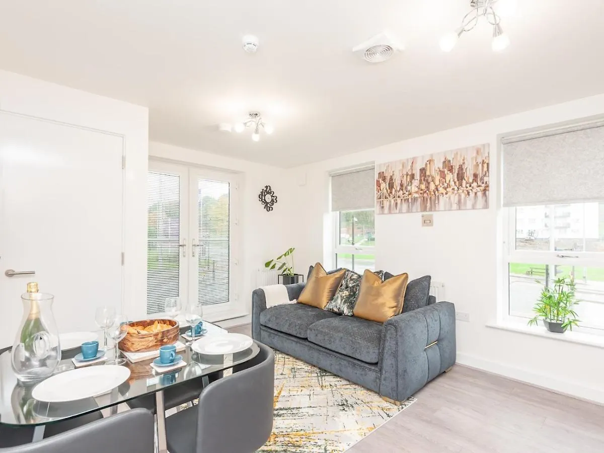 Pass The Keys Horsforth Haven - Brand New Townhouse With Balcony Leeds  0*, Leeds (West Yorkshire) United Kingdom